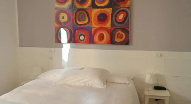 Hotel Spot Varazze, Забронировать Отель Варацце Ривьера-делле-Пальме, рядом с Туристический порт Варацце
