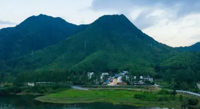 Floral Hotel·Yihu Yishu Hotel(Taiping Lake Scenic Area), Reservar Hotel Huangshan 