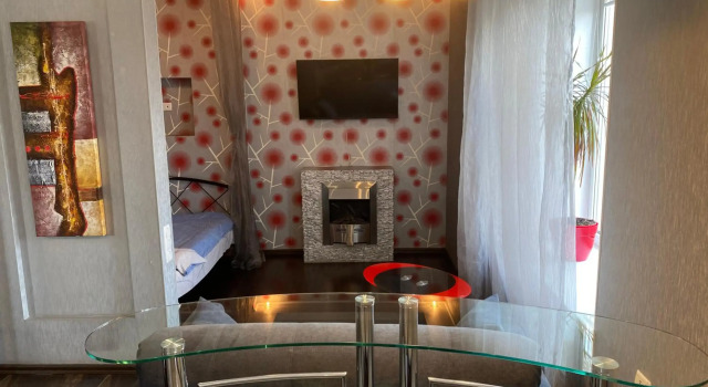Modern luxury studio in the center of Kharkiv at Konstitutsii Square