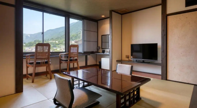 Двухместный номер Standard с видом на горы Yufuin Onsen Toshoan