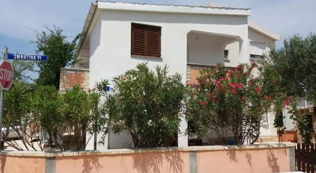 Apartments Jolić