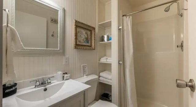 Одноместный номер Standard с видом на залив Bandon Marina Inn