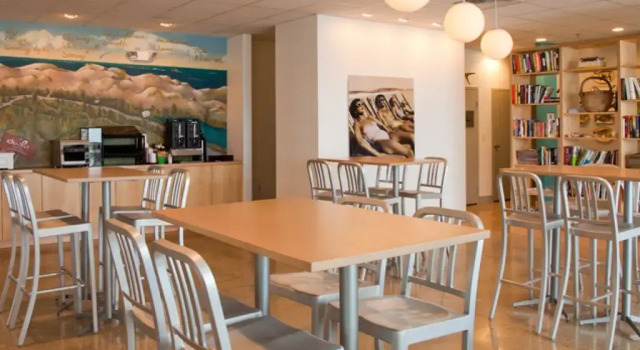 Четырёхместный номер Standard Harbor Hotel Provincetown