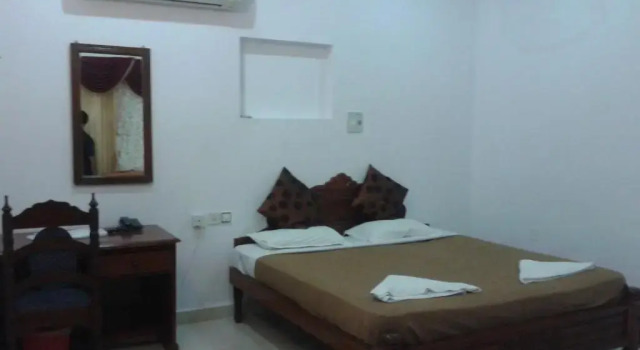 Коттедж Deluxe Raja Park Beach Resort
