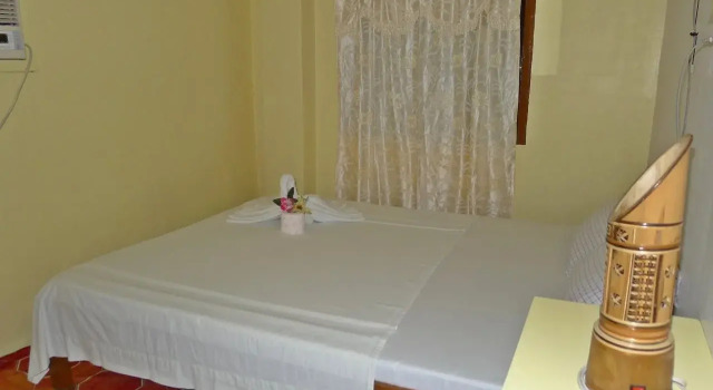 Strong Tower Inn, Prenota Hotel El Nido 