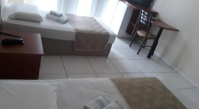 Трёхместный номер Standard с балконом Fragata Hotel