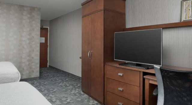 Четырёхместный номер Standard Courtyard by Marriott Portland Tigard