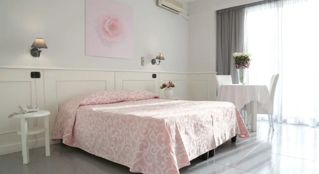 Полулюкс Hotel Barbarella