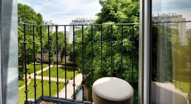 Четырёхместный номер Comfort Hôtel de la Tour Eiffel