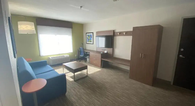Люкс c 1 комнатой Holiday Inn Express & Suites - Albuquerque East by IHG
