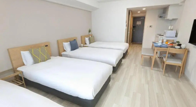 Четырёхместный номер Standard ESLEAD HOTEL Namba Daikokucho