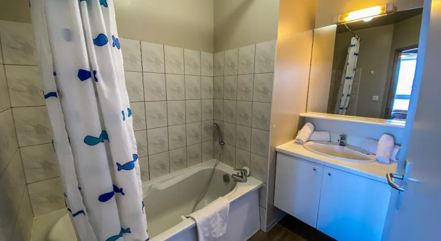 Апартаменты Comfort рядом с пляжем AppartHôtel LIDO au bord de leau