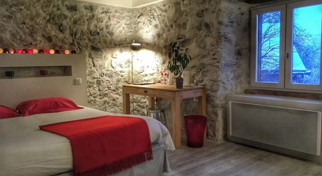 Chambre dhôtes La Font, Prenota Appartamento Hotel a Alvernia con parcheggio, Parcheggio