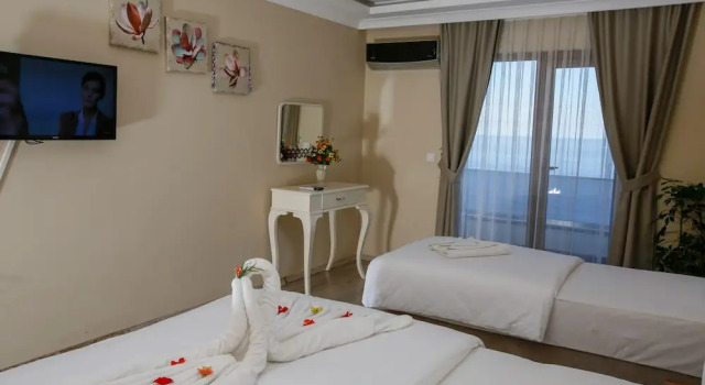 Семейные апартаменты с 3 комнатами Jalal VIP Suite Hotel