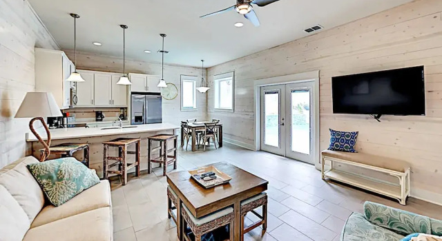 Stylish New #102 - 3 Br Townhouse