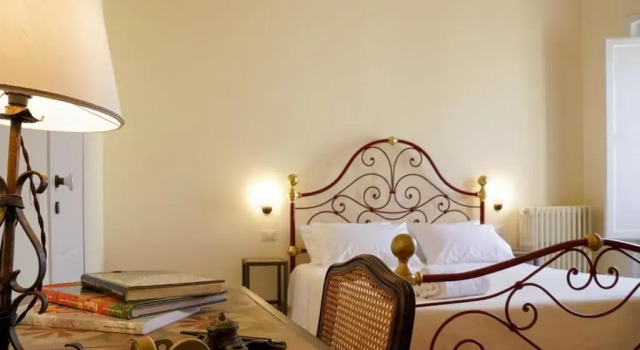 B&B I sei volti Lecce, Забронировать Отель «постель и завтрак» Отели Лечче с бассейном, рядом с Museo Sigismondo Castromediano, Бассейн