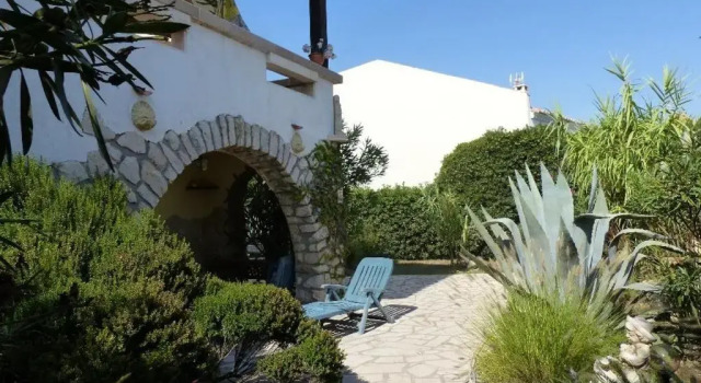 Studio Saintes-Maries-de-la-Mer, 1 pièce, 2 personnes - FR-1-475-54