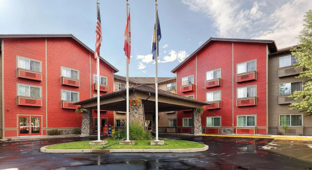 Люкс Best Western Rocky Mountain Lodge
