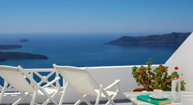 Полулюкс с видом на горы Whitedeck Santorini