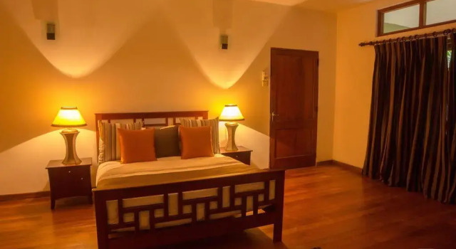 Colombo Embassy Suite, Забронировать Отель Ситис-Гарденс Округ Коломбо, рядом с Belagio Colombo