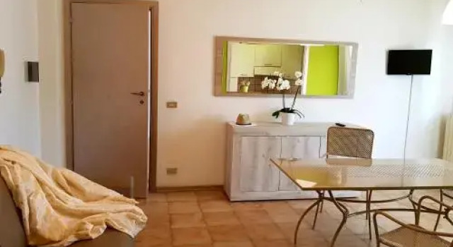 Appartamenti Alba Adriatica Via Olimpica, Book Hotel Hotels in Abruzzo with Parking, Parking