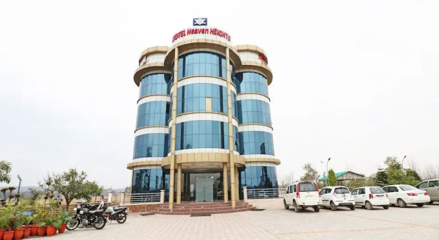 OYO 29383 Hotel Heaven Heights, Book Hotel Gagret Punjab