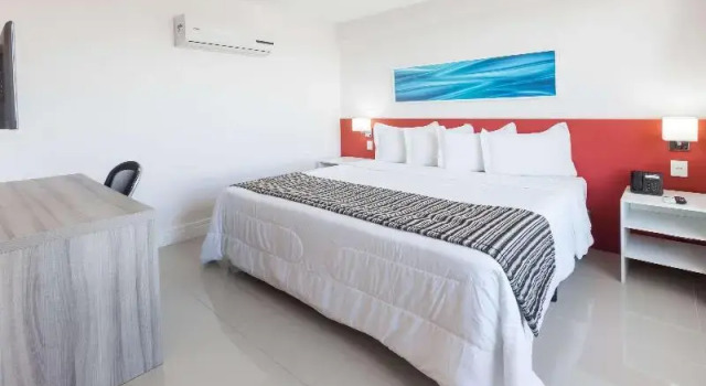 Одноместный номер Standard Ramada Hotel & Suites Campos Dos Goytacazes