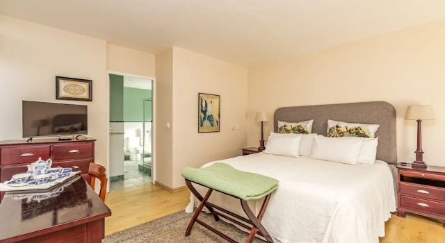 Двухместный номер Executive Admiralty Bed & Breakfast