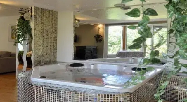 Appart d'Hôtes Brive, Réserver Appartement Hôtels SPA à Correze, SPA