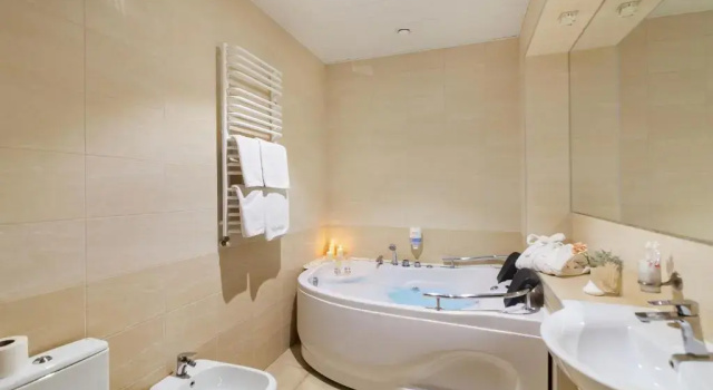 Suite Avalon Palace