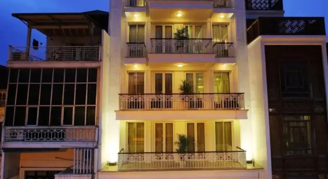 Отель Golden Silk Boutique Hotel