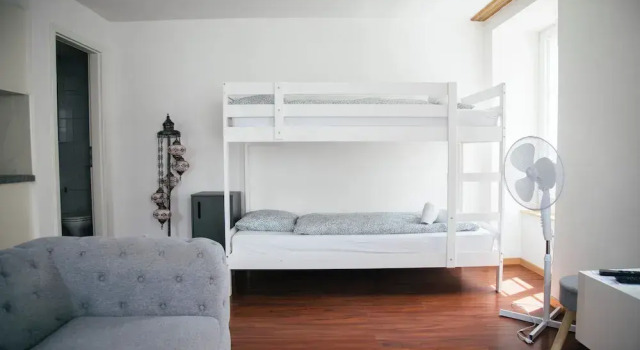 Nimbuzzz Apartments, Забронировать Апартаменты/квартира Унтерзеен Интерлакен, рядом с Железнодорожный вокзал Интерлакен Западный
