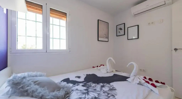 EXCLUSIVES 2-ROOM APARTMENT TOPLOCTAION 5 minutes to beach San Agustin, Prenota Appartamento Hotel a Gran Canaria con piscina, Piscina
