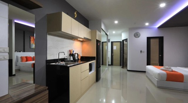 Люкс Nai Harn Condominium