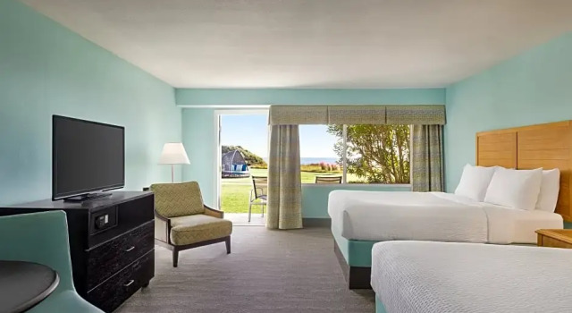 Четырёхместный номер Standard с видом на океан Holiday Inn Resort Jekyll Island by IHG