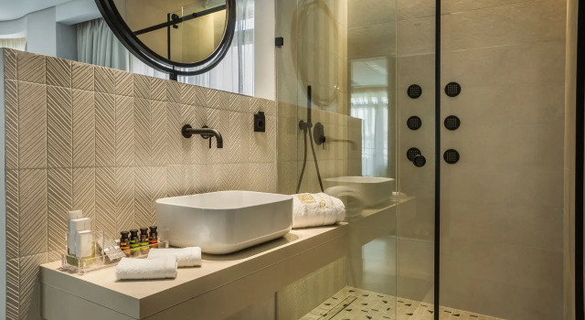 Люкс Royalty Hotel Athens