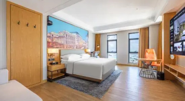 Люкс Deluxe Vienna International Hotel (Shanwei Xinli Central Plaza )