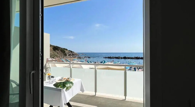 Трёхместный номер Standard с видом на море Hotel Rex