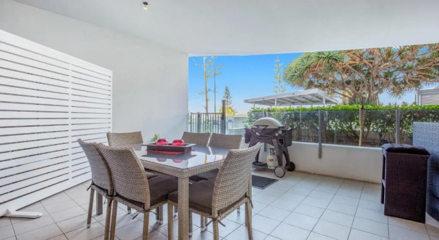 Апартаменты Silvershore Apartments on the Broadwater