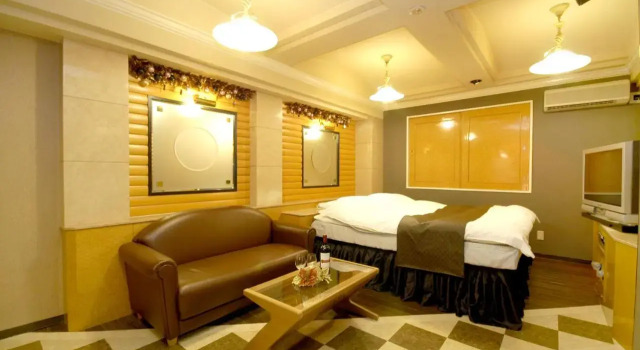 Love Hotel Katsuragi Chapel Christmas - Adult Only, Rezervovat Hotel Katsuragi Wakajama