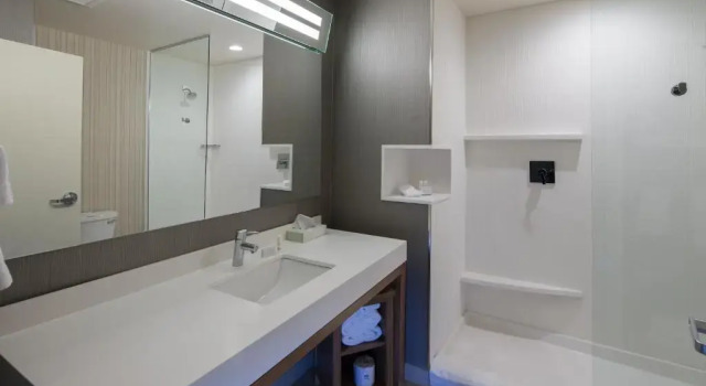 Номер Standard Courtyard Bay City