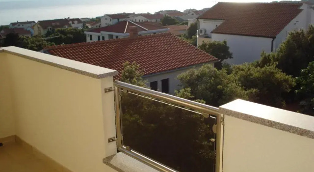 Апартаменты c 1 комнатой с балконом и с видом на море Apartments Sanmar