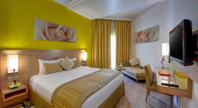 Двухместный номер Deluxe Al Khoory Executive Hotel, Al Wasl