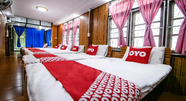 Люкс с 2 комнатами OYO 402 Raknatee Resort