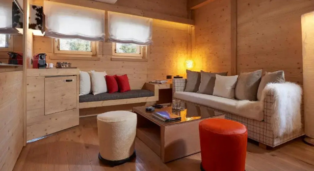 Люкс с балконом и с видом на горы Chandolin Boutique Hotel