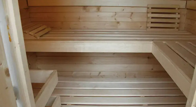 Alluring Holiday Home in Malmedy With Sauna, Rezervovat Rekreační dům Hotely v Lutych s parkováním, Parkování