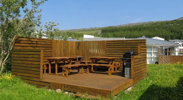 Кровать в общем номере Húsavík Green Hostel