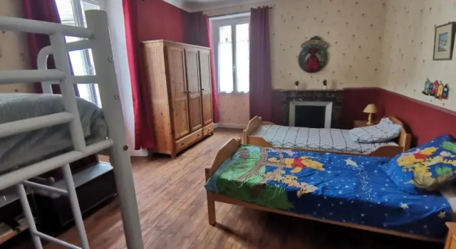 Maison Chorges, 4 pièces, 6 personnes - FR-1-469-120