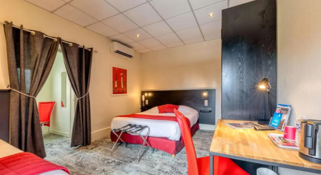Номер Comfort Logis Hôtel La Commanderie de Champarey