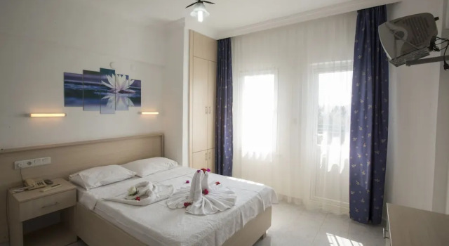 Двухместный номер Standard с балконом и с видом на горы Gokcen Hotel & Apartments